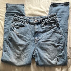 American Eagle Outfitters Women’s Light Blue Jeans